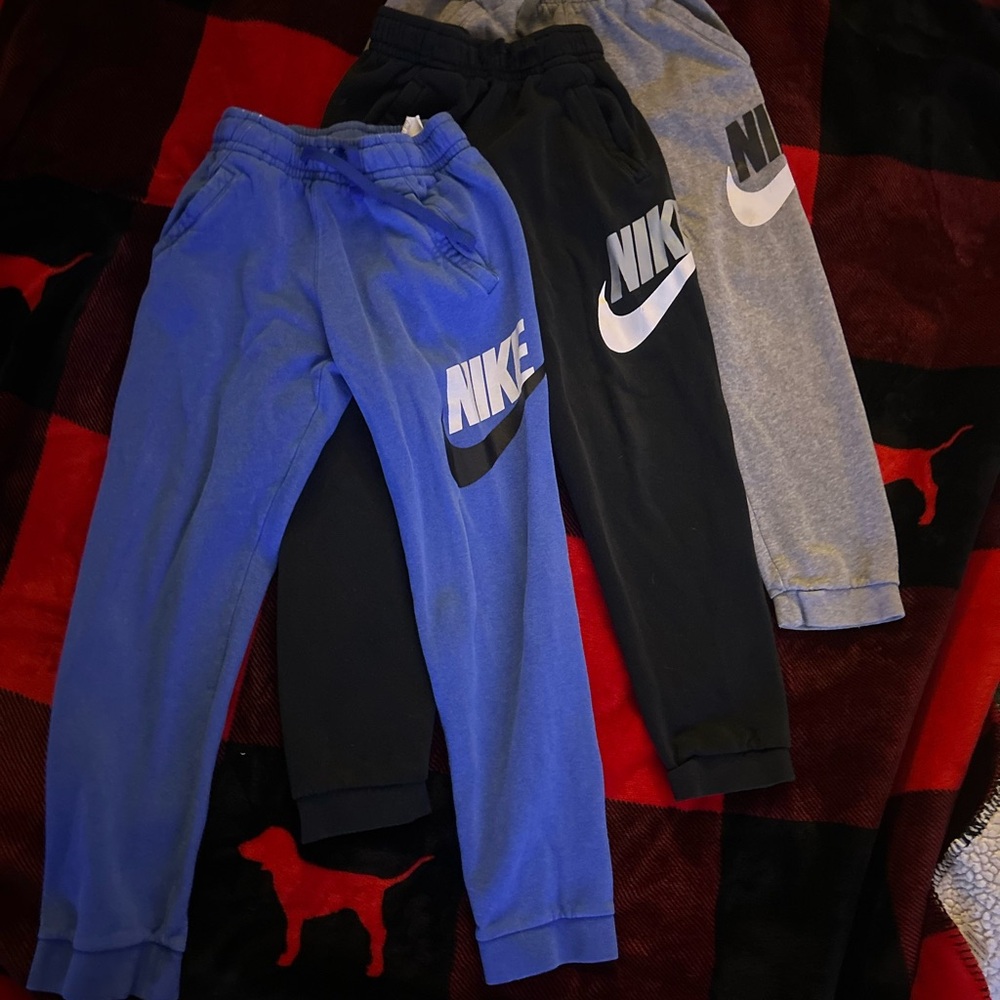 Nike Joggers, 3 pairs that match everything